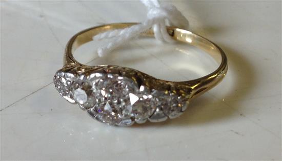 18ct 6 stone diamond dress ring